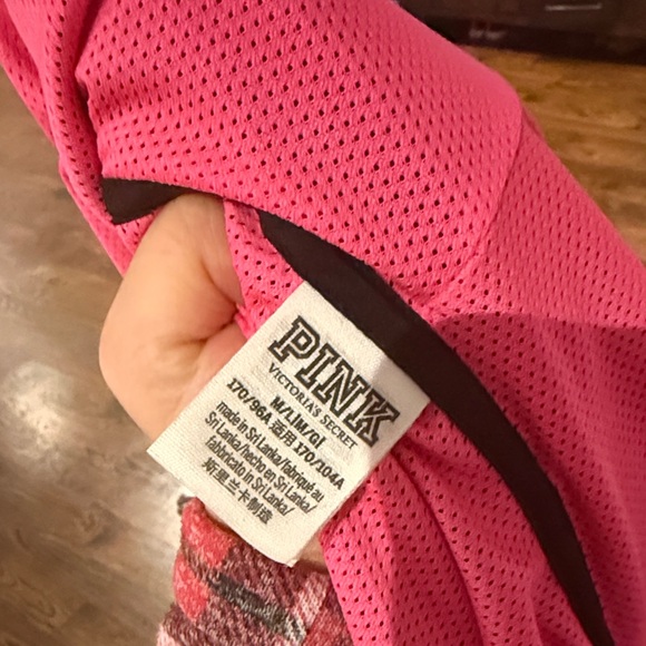 Victoria's Secret PINK windbreaker size m/L - Picture 10 of 11